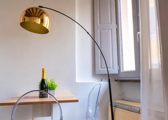 Elegantis Trevi - Just 50m From Trevi Fountain Апартаменты Рим